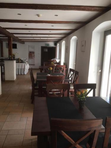 PHOTO-2019-06-18-19-03-42